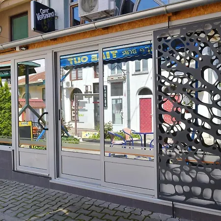 Апартаменты Time Out 1 *